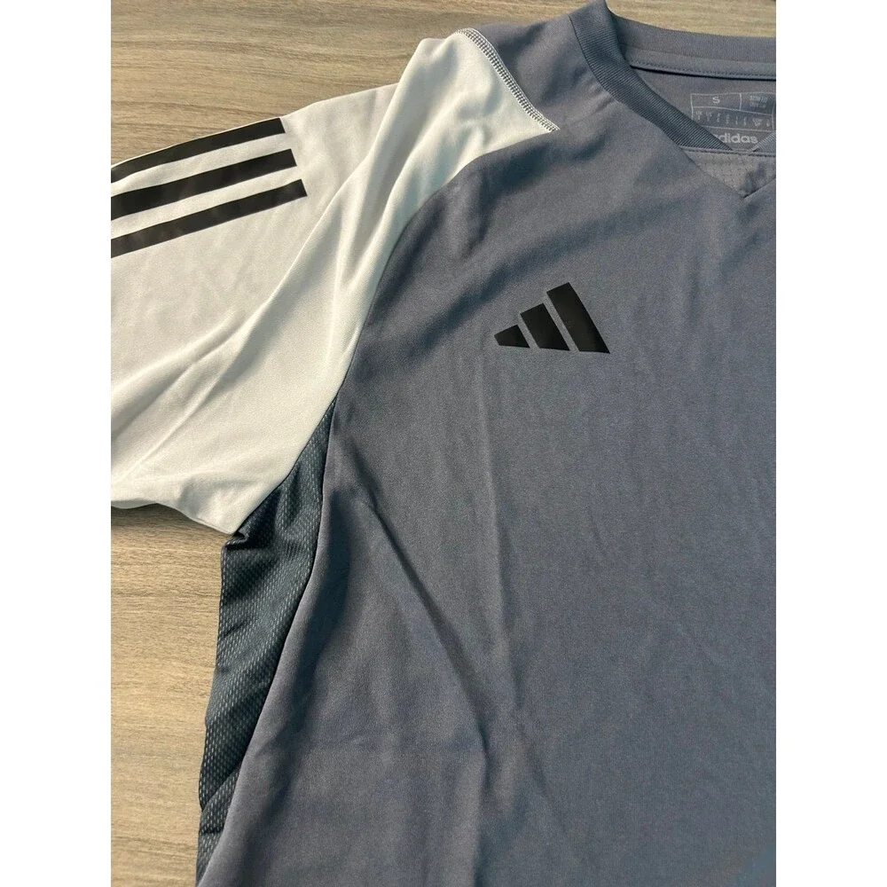 LAFC Men’s Grey Adidas Jersey Size Small